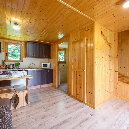 بيت خشبي Nad Morzem Nevadas *